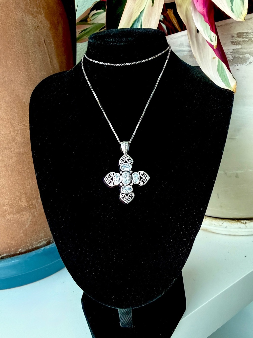 Cross Pendant Necklace 925 Sterling Silver Bezel CFJ Filigree with Chain Bling